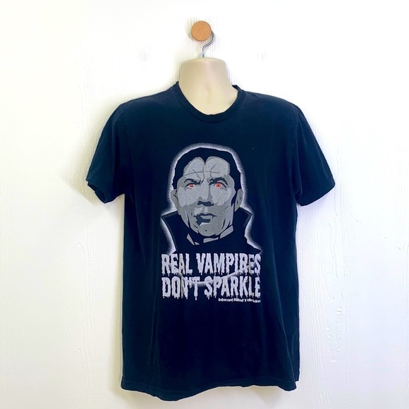 American Apparel - Real Vampires Don’t Sparkle Graphic Tee Shirt Size Large - Picture 1 of 10